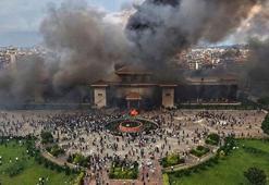 Nepal'de ordu sokağa indi! Protestolar sürüyor