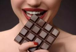 Sütlü çikolata mı daha faydalı bitter mi? Herkesin merak ettiğin soru cevabını buldu