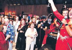 Latin esintili kutlama