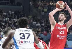 12 Dev Adam tarihi maçta Yunanistan'a fark attı, 24 yıl sonra final geldi