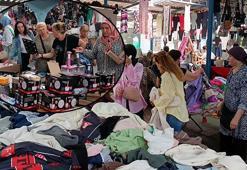 Edirne'de sınır kapılarında gurbetçi yoğunluğu bitti, Bulgar turistler yeniden alışverişe başladı