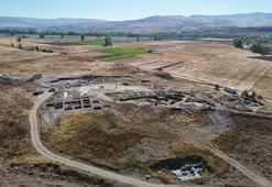 Sivas'ta 4 bin yıllık antik kentte hayrete düşüren mesajlar! Falcılık dönemin en muteber mesleğiymiş