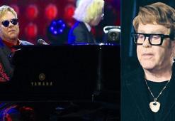 Diz kapağını mücevhere çevirdi