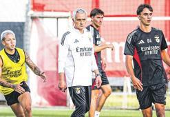 Mourinho idmana çıktı