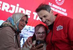 Bakan Bayraktar TEKNOFEST gençliğiyle buluştu: Geleceğimiz için ümitsiniz