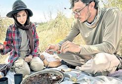 Diplomaları cebinde çapaları elinde