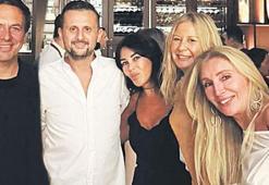 Yıldızlı şefe kendi restoranında aşkından özel parti