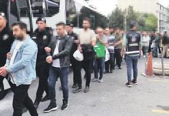 Sahte vatandaşlığa 49 tutuklama