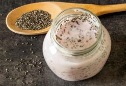 Taze yoğurdun içine karıştırın! 1 kaşık yiyen 10 yıl hastalanmıyor: Kemikleri betona çeviriyor, kolesterolün kökünü kurutuyor