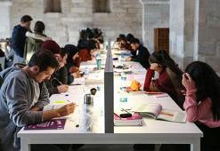 YÖK Başkanı açıkladı: Üniversite eğitimi 3 yıla iniyor