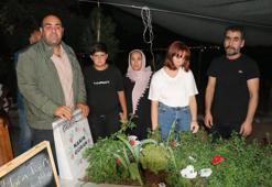 Tahliye olan Güranlar cezaevinden çıktı, Narin’in mezarını ziyaret etti
