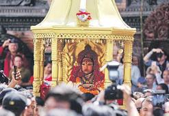 2 yaşında 'tanrıça'