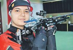 Altın kız Berfin 17 yaşında Mardin'in gururu oldu