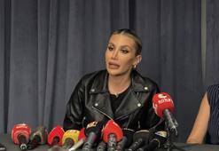 Şarkıcı İrem Derici'den flaş açıklama: Alnım ana sütüm kadar ak