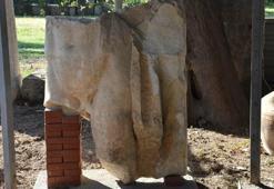 1800 yıllık heykel gövdesi merak uyandırdı! Sırrı çözülmeye çalışılıyor