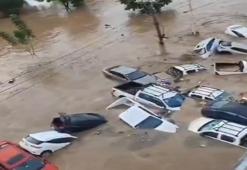 Şiddetli yağışlar Meksika'yı vurdu! Hayatını kaybedenlerin sayısı 47'ye yükseldi