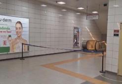 Metroda şok anlar! Bir kişi raylara atladı