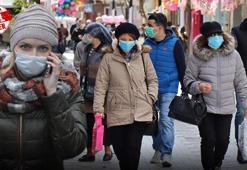 Ekim ayında vakalar pik yaptı! Çok daha bulaşıcı, bağışıklığı da atlatıyor! Uzmanı altın tavsiyelerde bulundu...