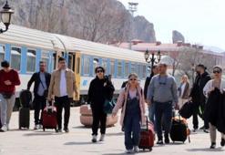 İranlı turistlerin gözdesi haline geldi! Trenle akın akın geliyorlar