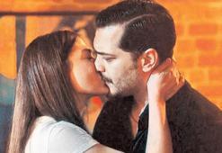 Tüm kategorilerde eşref tek