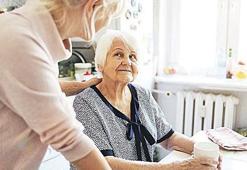 Kadınlarda alzheimer riski doğuştan yüksek
