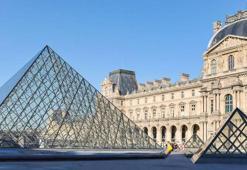 Ünlü Louvre Müzesi’nde soygun: Tarihi mücevherler çalındı!