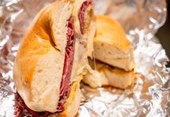 Herkes aynı hatayı yapıyor! Sandviç ve tostlara geçip gizli gizli zehirliyor, kesinlikle uzak durun!