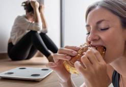 Bu belirtiler varsa dikkat: Kilo verememenizin nedeni duygusal olabilir!