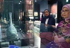 Emine Erdoğan, Katar'da İslam Eserleri Müzesi'ne ziyarette bulundu