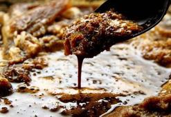 Pekmezin içine 1 kaşık atın! Faydasını 10 kat artırıyor, hastalıklara karşı kalkan oluyor!