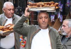 20 yıl simit sattı, 49 yaşında atandı! Görev yeri İstanbul: Kimse inanmadı