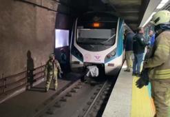 Marmaray'da feci olay! Raylara atlayan kadın yaşamını yitirdi