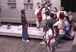 MasterChef'te büyük kavga! Küfür edip üzerine yürüdü