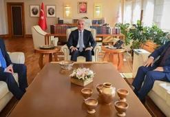 Bakan Ersoy, RTÜK Başkanı Daniş ve Türk Telekom CEO'su Şahin'i kabul etti