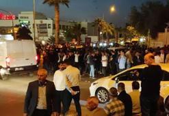 Cenazeyi bırakıp birbirine girdiler! Polis biber gazı kullandı