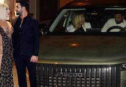 Seda Sayan ve Çağlar Ökten yeni arabalarıyla gece turunda! Ünlü çift adeta şov yaptı