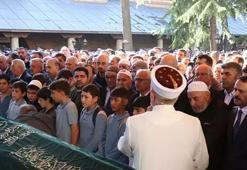 Gebze’de çöken binada hayatını kaybeden 4 kişi toprağa verildi