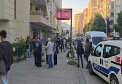 Eski eşini göğsünden bıçakladı sonra da, polisi arayıp teslim oldu