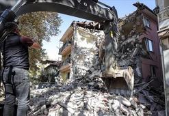 AFAD: Sındırgı 'Genel Hayata Etkili Afet Bölgesi' olarak belirlenmiştir