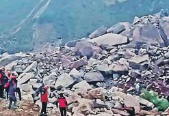 Taş ocağında göçük! 2 kişi enkaz altında