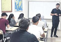 Yüzlerce gencin hayali gerçek oldu! Gönüllü eğitimciler üniversiteli yaptı