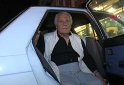 85 yaşındaki adam 5 yıldır otomobilde yaşıyor! Eşinin ölümüyle hayatı değişti