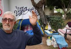 İnternetten tanıştığı eşi yüzünden bıçaklandı, evinden oldu, kelepçelendi: Şimdi çadırda yaşıyor