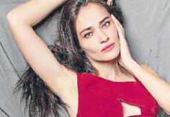 Saadet Işıl Aksoy: Güzelliğimi kapatmaya çalıştım