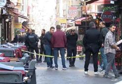 Taksim'de otel sahibi ile kafeterya sahibi arasında silahlı kavga!