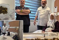 77 yaşındaki kadının safra kesesinden 213 taş çıktı! 5 aydır karın ağrısı yaşıyordu