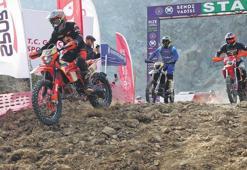 Senoz’da zafer Bayram Uysal’ın