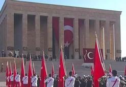 Cumhurbaşkanı Erdoğan ve devlet erkanı 10 Kasım'da Ata'nın huzurunda