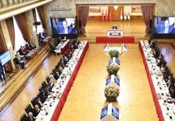 Milli Dayanışma, Kardeşlik ve Demokrasi Komisyonu toplantısı askeri uçağın düşmesi nedeniyle ertelendi
