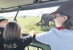Kızlar safari istedi! Buse Terim ve kızlarının macera dolu anları